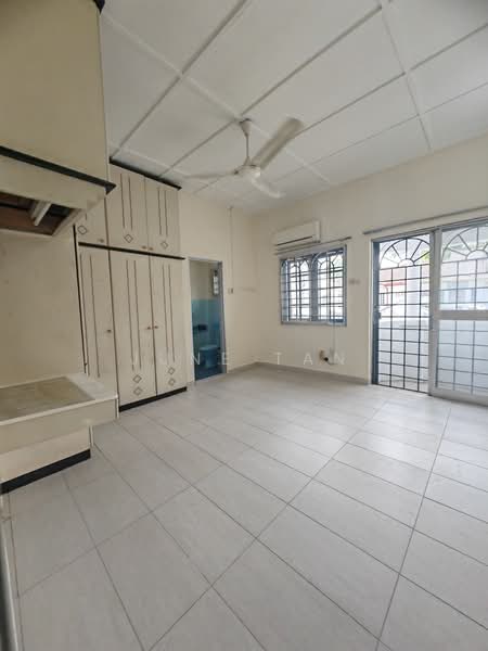 Rumah Teres 2 Tingkat untuk Disewa di Taman Sri Endah (Sri Petaling) - June Tan - PropertyGuru.com.my