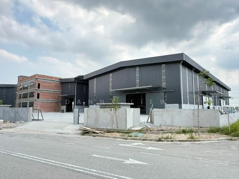 Detached Factory for Rent in Batu Arang (Selangor) - Danny Liew - Exterior - PropertyGuru.com.my
