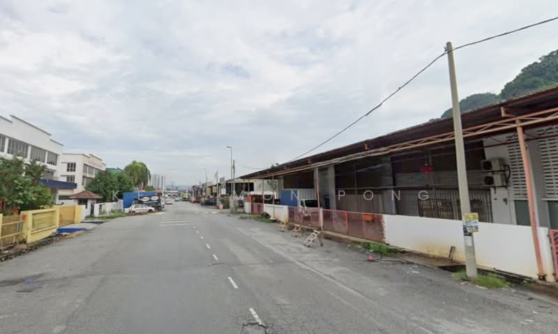 Terrace Factory for Sale in Taman Sri Batu Caves (Batu Caves) - Keen Mon Pong - Exterior - PropertyGuru.com.my