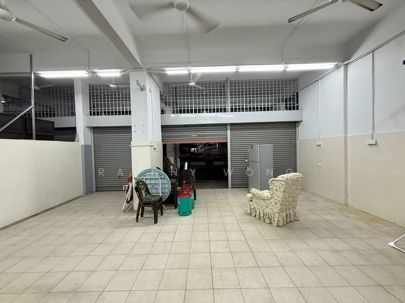 Shop / Office for Rent in Taman Jelutong (Jelutong) - Rainny Wong - Interior - PropertyGuru.com.my