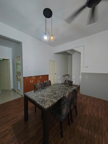 Rumah Bandar untuk Disewa di Bangi (Selangor) - Muna Zawani Muhamad - Dining Room - PropertyGuru.com.my