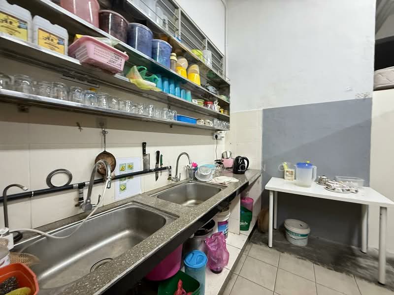 Kedai untuk Dijual di Jelutong (Penang) - Rainny Wong - Kitchen - PropertyGuru.com.my