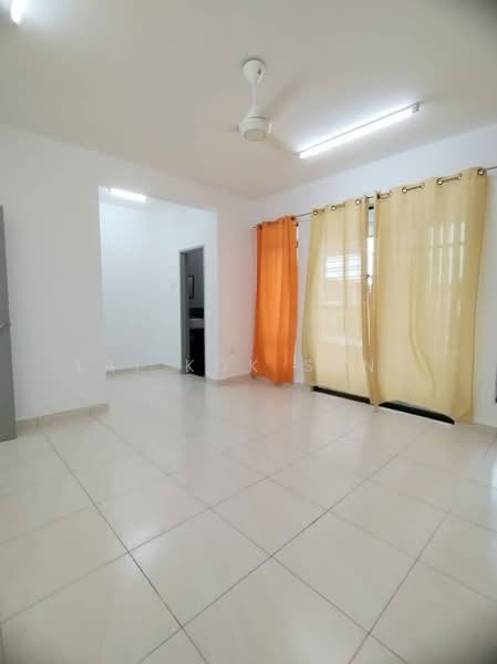 2-storey Terraced House for Sale in Taman Dato Onn (Johor Bahru) - Lai Kok Seng - Living Room - PropertyGuru.com.my
