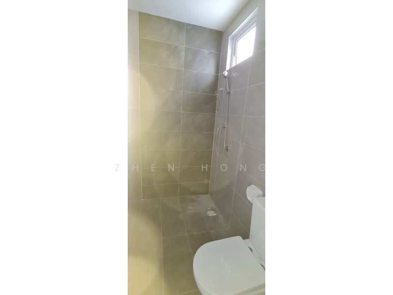 Kondominium untuk Dijual di Lucerne Residences - Zhen Hong - Bathroom - PropertyGuru.com.my