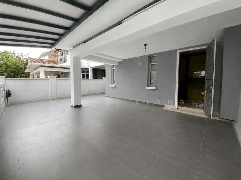 Rumah Berkembar untuk Disewa di Kota Emerald (Rawang) - Michael Siong - Exterior - PropertyGuru.com.my