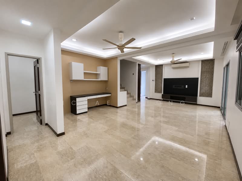 Rumah Berkembar untuk Disewa di Kota Emerald (Rawang) - Michael Siong - Living Room - PropertyGuru.com.my