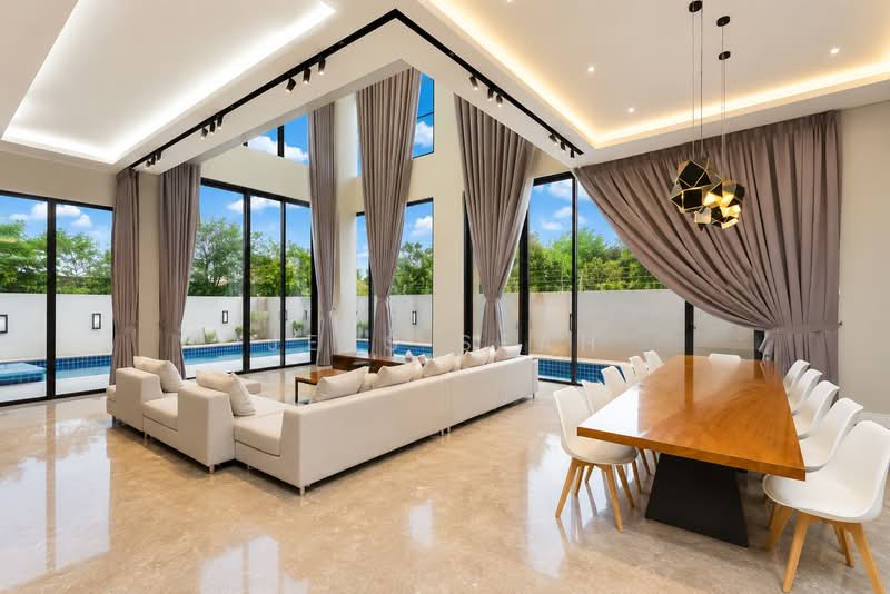 Bungalow for Sale in Usj 3 (Subang Jaya) - Jess Seah - Living Room - PropertyGuru.com.my