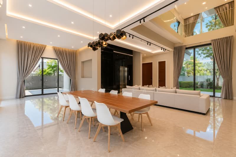 Bungalow for Sale in Usj 3 (Subang Jaya) - Jess Seah - Living Room - PropertyGuru.com.my