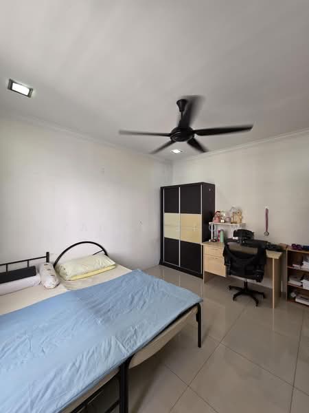 Condominium for Sale at Platinum Lake PV 16 - Yanny Siow - Bedroom - PropertyGuru.com.my