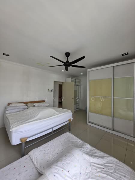 Condominium for Sale at Platinum Lake PV 16 - Yanny Siow - Bedroom - PropertyGuru.com.my