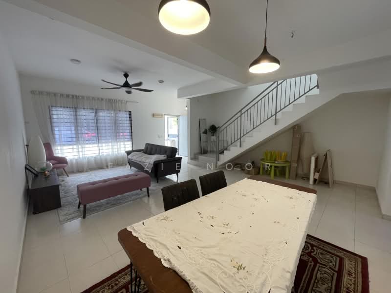 2-storey Terraced House for Sale in Kuala Selangor (Selangor) - Fazie Noor - Living Room - PropertyGuru.com.my