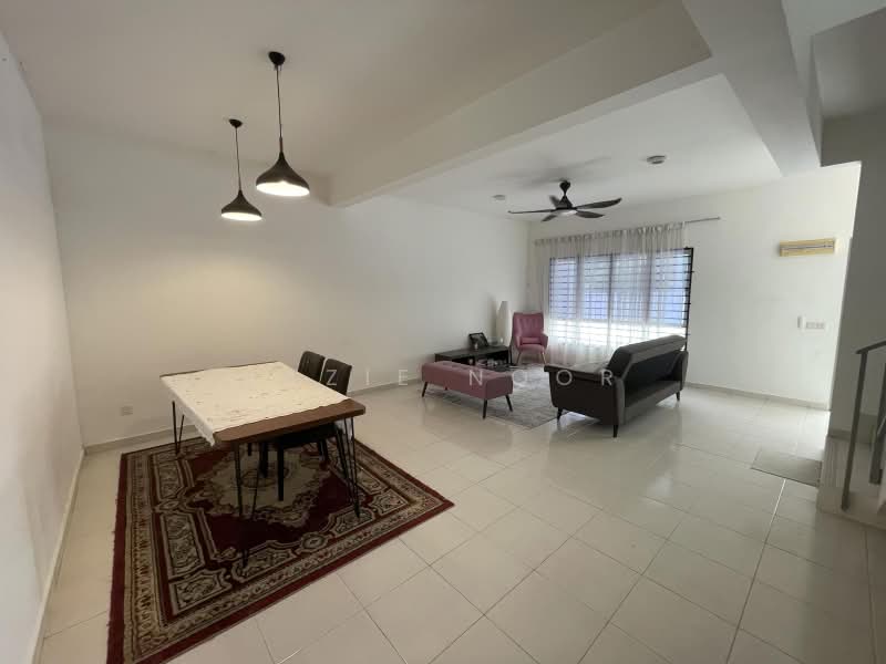 2-storey Terraced House for Sale in Kuala Selangor (Selangor) - Fazie Noor - Living Room - PropertyGuru.com.my