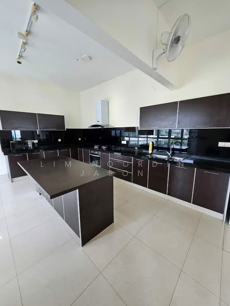 Kondominium untuk Disewa di The Cove Condominium - Lim Noordin Jason - Kitchen - PropertyGuru.com.my