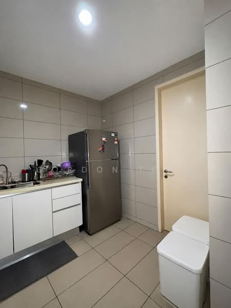 Service Residence for Sale at The Park Sky Residence - Gordon Tong - Kitchen - PropertyGuru.com.my