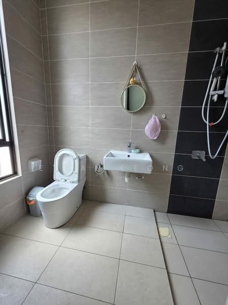 Cluster House for Rent in Eco Majestic (Semenyih) - Ethan Leong - Bathroom - PropertyGuru.com.my
