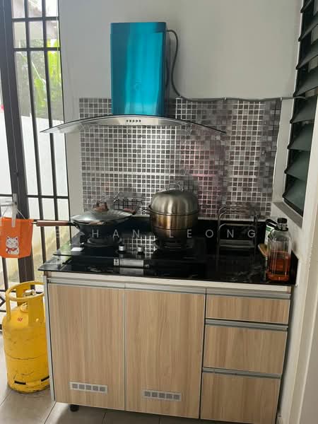 Cluster House for Rent in Eco Majestic (Semenyih) - Ethan Leong - Kitchen - PropertyGuru.com.my