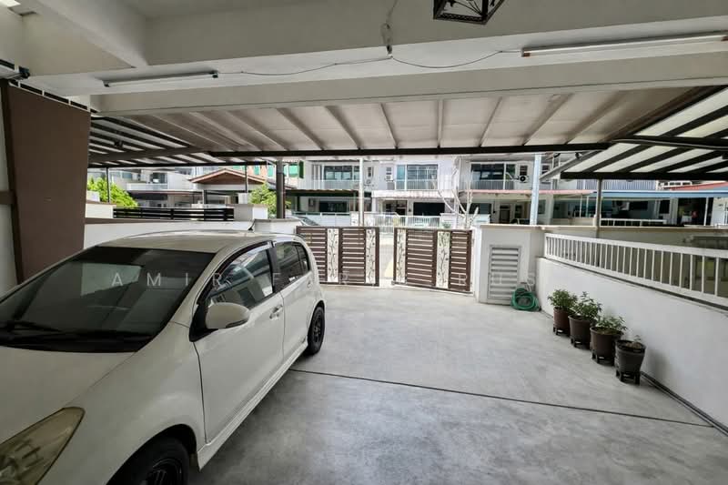 2-storey Terraced House for Sale in Taman Pulai Indah (Johor Bahru) - Amir Faris Rusli - Exterior - PropertyGuru.com.my