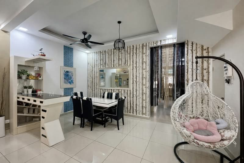 2-storey Terraced House for Sale in Taman Pulai Indah (Johor Bahru) - Amir Faris Rusli - Dining Room - PropertyGuru.com.my