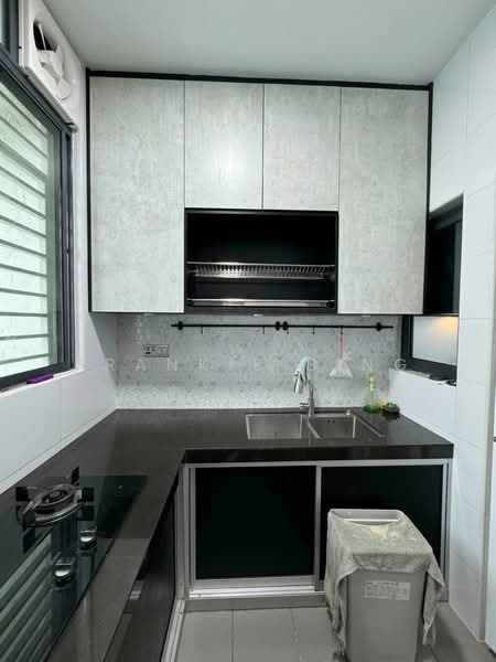 Service Residence for Rent at Three33 Residence - Frankie Sing - Kitchen - PropertyGuru.com.my