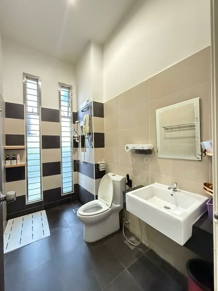 Rumah Teres 2 Tingkat untuk Disewa di Taman Mount Austin (Tebrau) - YC Khoo - PropertyGuru.com.my