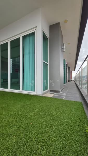 Kondominium untuk Disewa di Residence 21 - Rainny Wong - Balcony - PropertyGuru.com.my