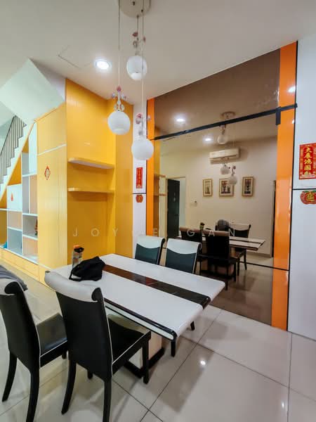 Rumah Kluster untuk Dijual di Taman Mount Austin (Tebrau) - Joyce Gan - Dining Room - PropertyGuru.com.my