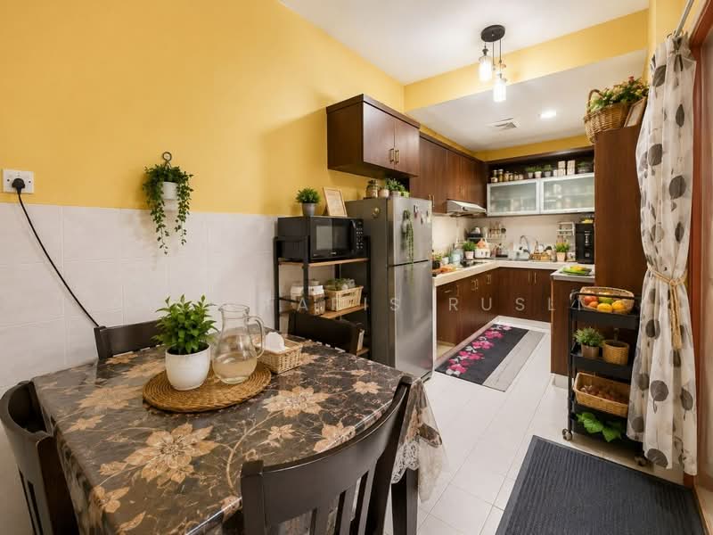 Rumah Teres 2 Tingkat untuk Dijual di Taman Pulai Indah (Johor Bahru) - Amir Faris Rusli - Kitchen - PropertyGuru.com.my