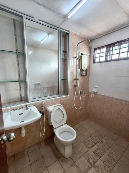 2-storey Terraced House for Rent in Bandar Botanic (Klang) - Kimi Teoh - Bathroom - PropertyGuru.com.my