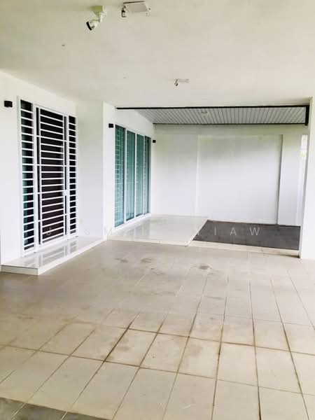 3-storey Terraced House for Sale in Stapok (Kuching) - Jasmine Tiaw - PropertyGuru.com.my