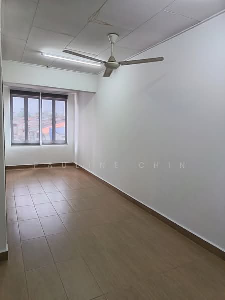 2-storey Terraced House for Sale in Taman Sri Bintang (Kepong) - Pauline CHIN - living hall upstairs - PropertyGuru.com.my