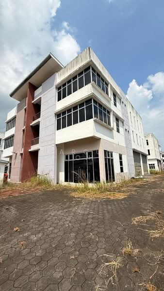 Semi-D Factory for Sale in Kampung Tanjung Kupang (Gelang Patah) - Marcus Loh - PropertyGuru.com.my
