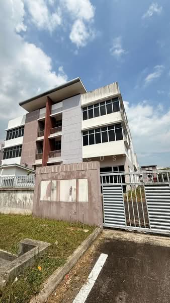 Semi-D Factory for Sale in Kampung Tanjung Kupang (Gelang Patah) - Marcus Loh - PropertyGuru.com.my