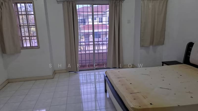 2-storey Terraced House for Sale in Bandar Bukit Puchong 2 (Puchong) - Shanice Low - Bedroom - PropertyGuru.com.my