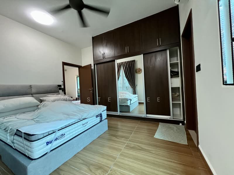 Rumah Teres 2 Tingkat untuk Dijual di Bukit Jelutong (Shah Alam) - Lester Lee - Bedroom - PropertyGuru.com.my