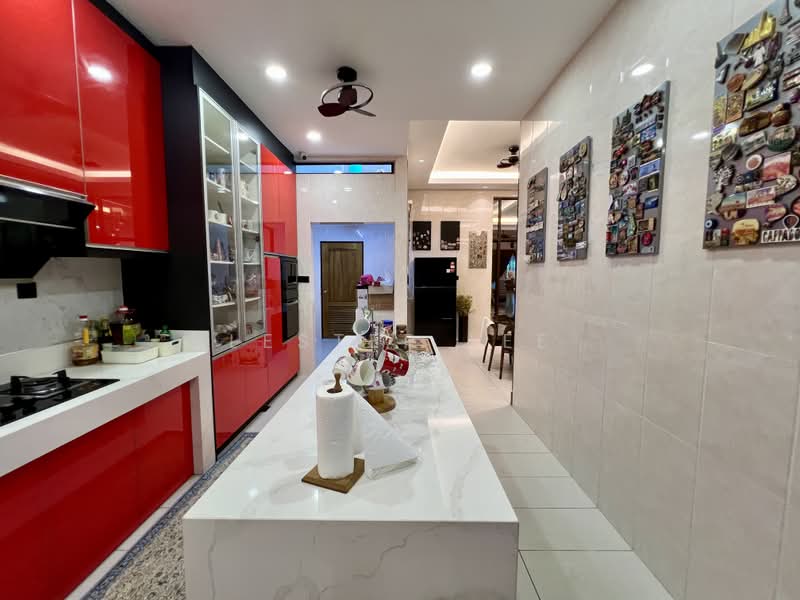Rumah Teres 2 Tingkat untuk Dijual di Bukit Jelutong (Shah Alam) - Lester Lee - Kitchen - PropertyGuru.com.my