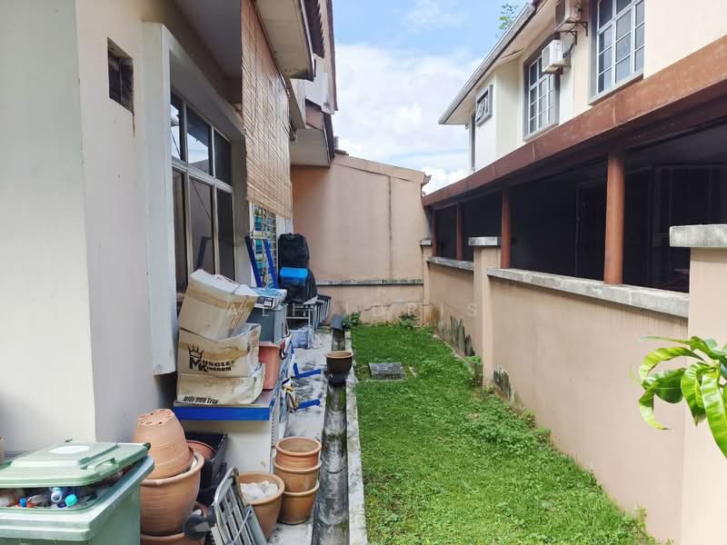 Semi-Detached House for Sale in Taman Rowther (Batu Caves) - Ali Idris - Exterior - PropertyGuru.com.my