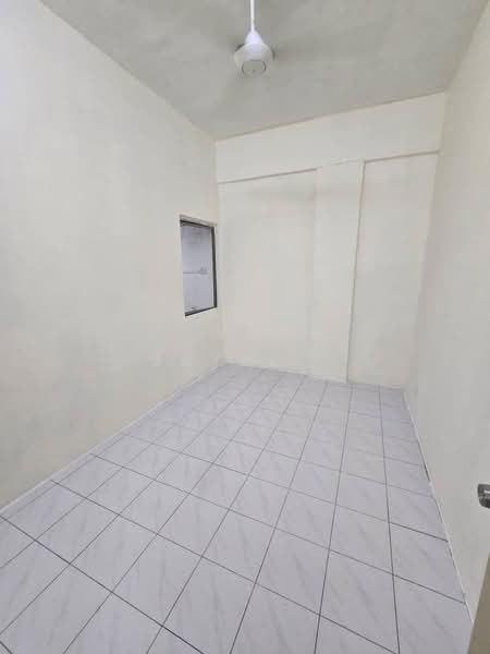 Rumah Flat untuk Dijual di Taman Kajang Sentral - Jayee . - Interior - PropertyGuru.com.my