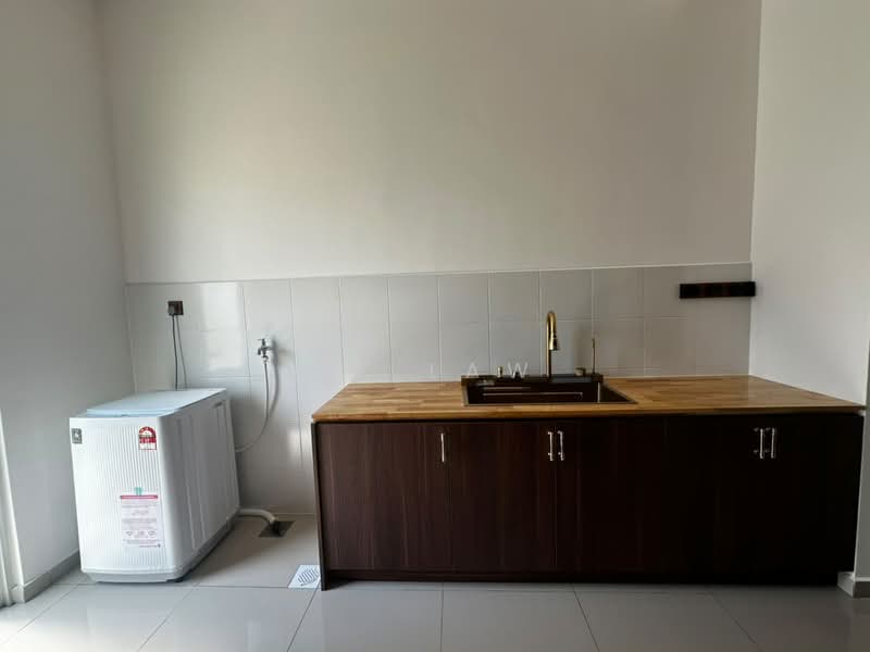 Rumah Teres 2-Tingkat untuk Disewa di Eco Forest (Semenyih) - CK Law - Kitchen - PropertyGuru.com.my
