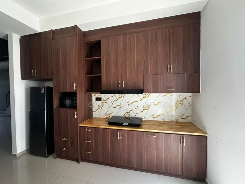 Rumah Teres 2-Tingkat untuk Disewa di Eco Forest (Semenyih) - CK Law - Kitchen - PropertyGuru.com.my
