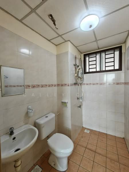 Service Residence for Rent at Nusa Perdana Apartment - Calley Chin - Bathroom - PropertyGuru.com.my