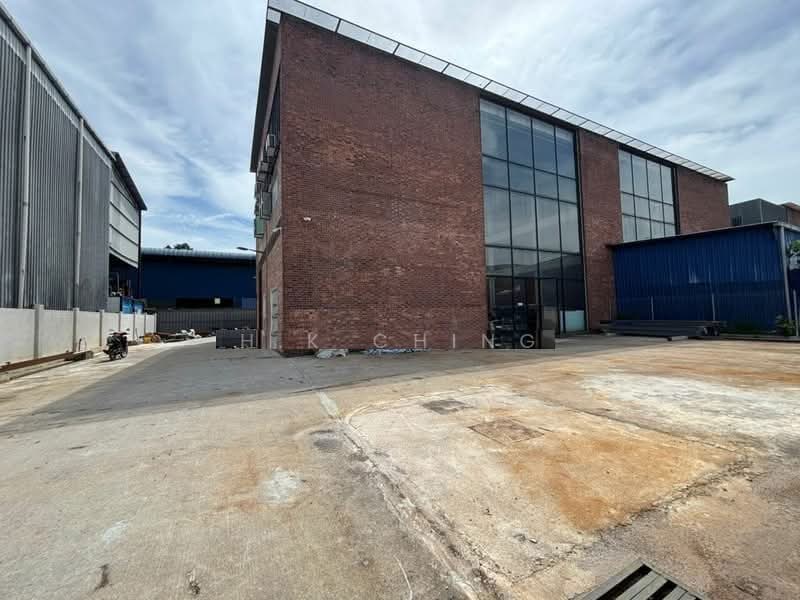Kilang untuk Disewa di U5,Taman Subang Perdana (Shah Alam) - H.K Ching - Exterior - PropertyGuru.com.my