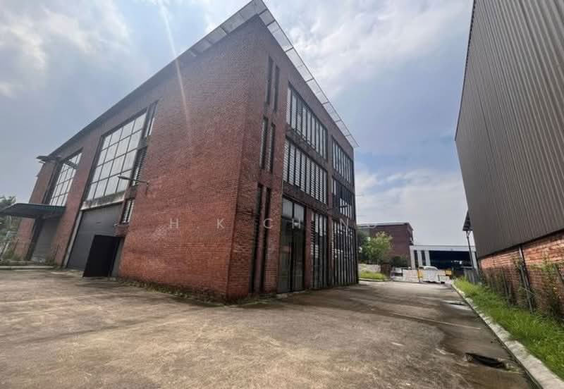 Kilang untuk Disewa di U5,Taman Subang Perdana (Shah Alam) - H.K Ching - Exterior - PropertyGuru.com.my