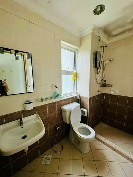 Condominium for Rent at Desa Impiana - Kow Tze Fui - Bathroom - PropertyGuru.com.my