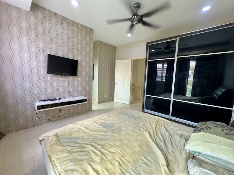 2-storey Terraced House for Sale in Bandar Bukit Puchong (Puchong) - Ali Idris - Bedroom - PropertyGuru.com.my