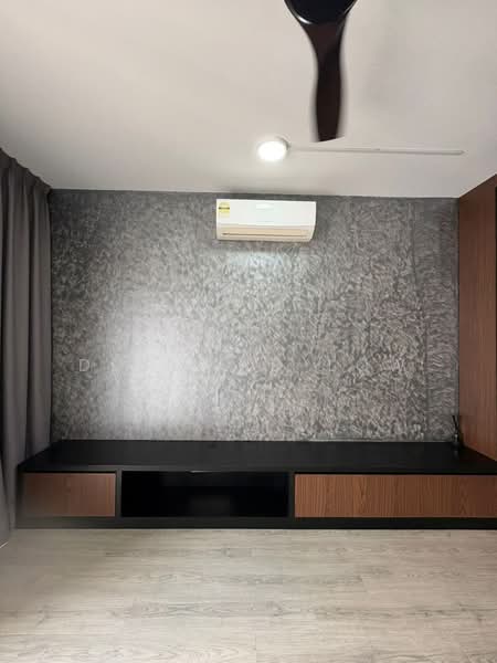 Pangsapuri untuk Disewa di Residensi Hijauan Lumayan - Desmond Low - Living Room - PropertyGuru.com.my