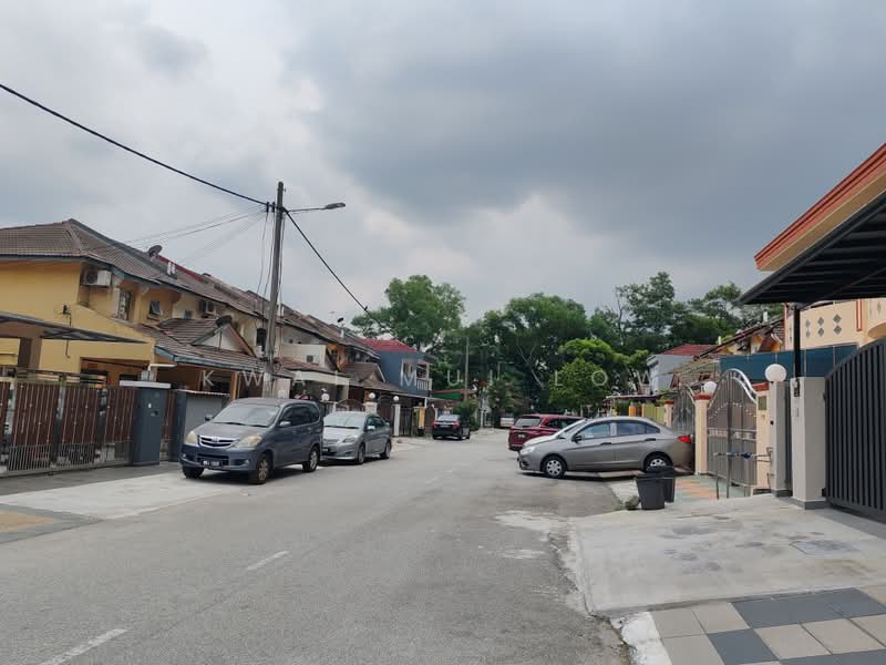Rumah Teres 2 Tingkat untuk Dijual di Taman Bukit Pandan (Ampang) - Kwai Mui Low - Exterior - PropertyGuru.com.my