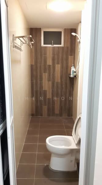 Apartment for Sale at Pinang Laguna - Zhen Hong - Bathroom - PropertyGuru.com.my
