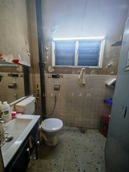 1-storey Terraced House for Sale in Taman Bukit Maluri (Kepong) - Suki Tan - Bathroom - PropertyGuru.com.my
