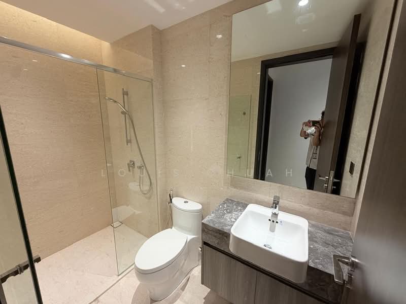 Servis Apartment untuk Dijual di Marriott Residence @ Gurney - Louis Chuah - Bathroom - PropertyGuru.com.my