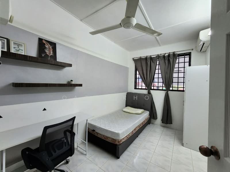 Rumah Teres 2 Tingkat untuk Disewa di Gunung Rapat (Ipoh) - Qazin Khoo - Bedroom - PropertyGuru.com.my